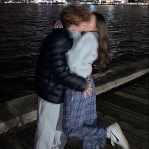 Meet your Posher, Dakota